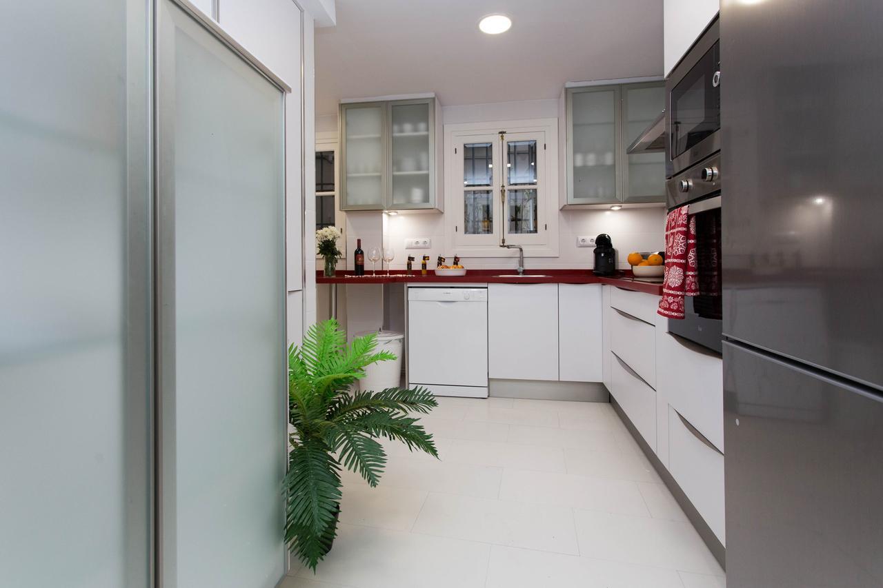 Svq Apartments - Patio Santa Cruz Seville Ngoại thất bức ảnh
