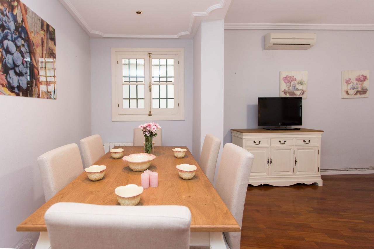 Svq Apartments - Patio Santa Cruz Seville Ngoại thất bức ảnh