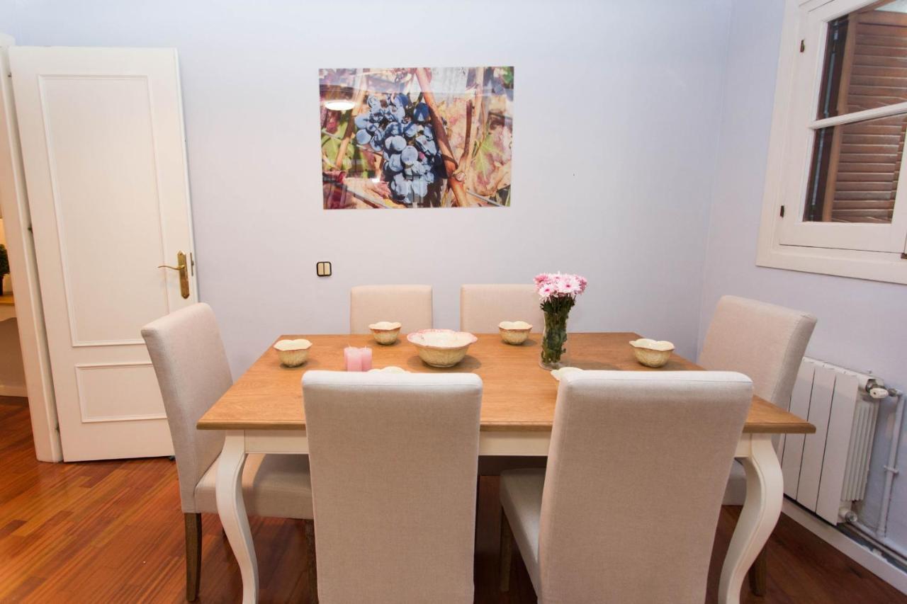 Svq Apartments - Patio Santa Cruz Seville Ngoại thất bức ảnh
